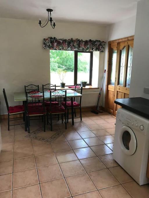 Castlegregory-Seaside 2 Bedroomed Cottage Esterno foto