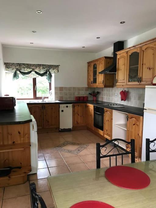 Castlegregory-Seaside 2 Bedroomed Cottage Esterno foto